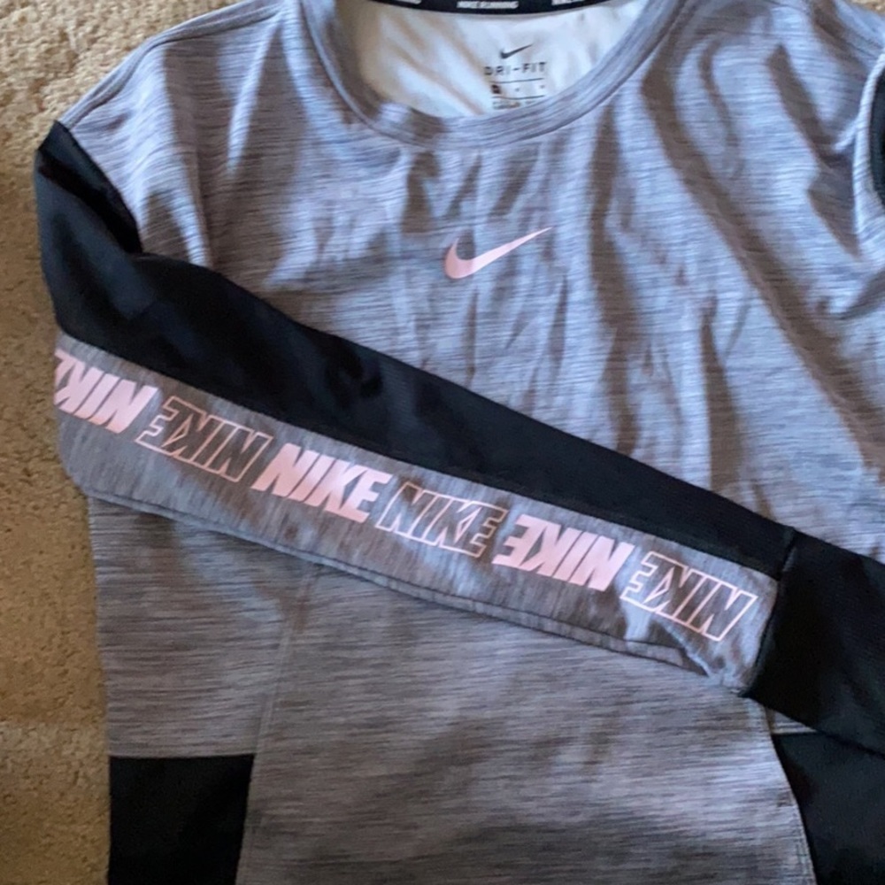 Nike long sleeve athletic